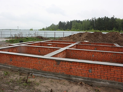 Кирпичный фундамент для дома